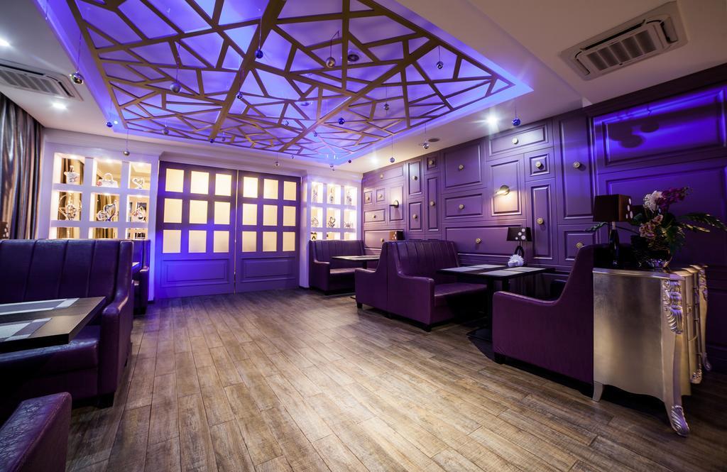 Absolute Hotel Akmola Esterno foto
