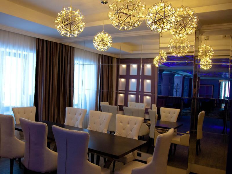 Absolute Hotel Akmola Esterno foto